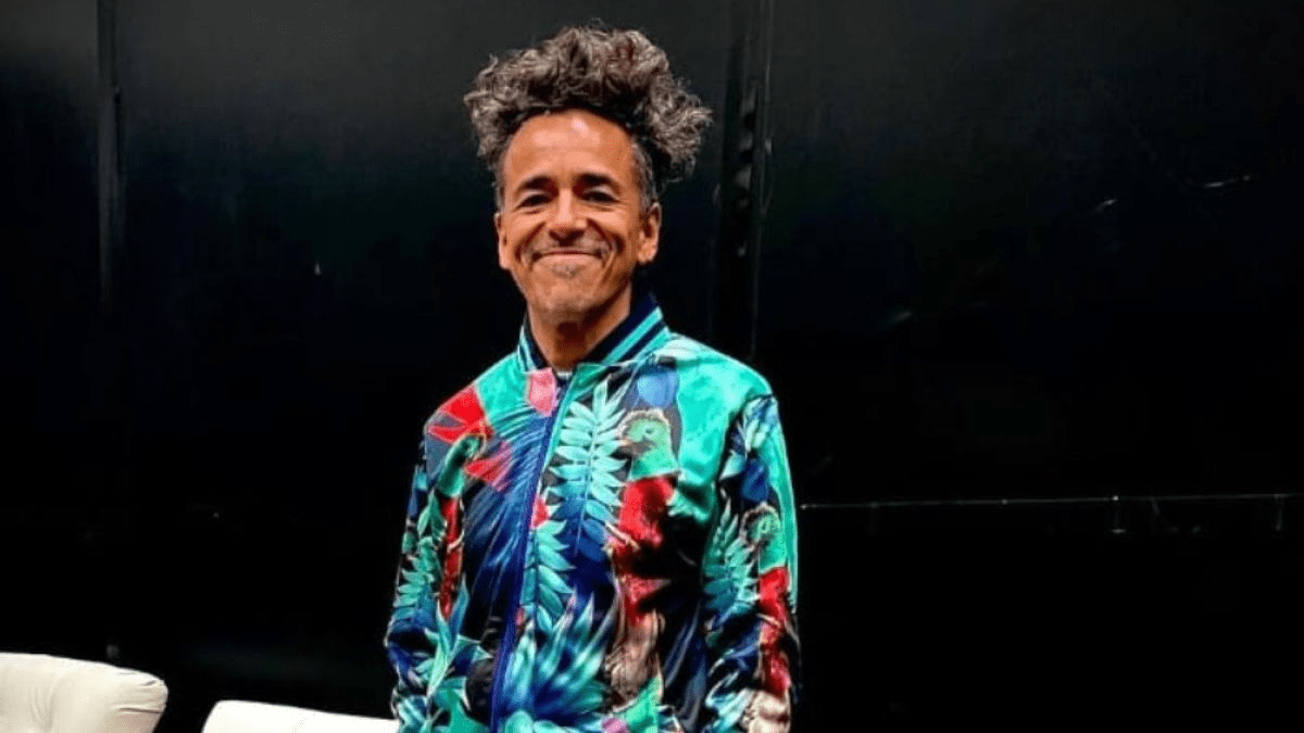 Vocalista de Café Tacvba arremete contra el futbol