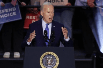 Interrumpen un acto de campaña de Biden con Obama y Clinton por su postura sobre Gaza