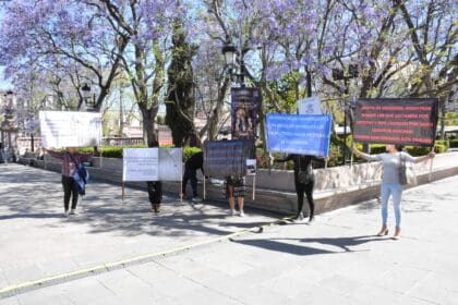 Protestan vecinos de San Gerardo