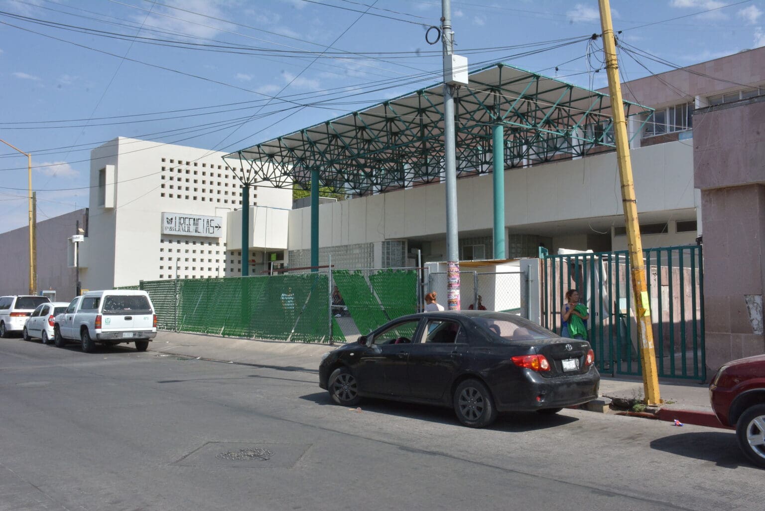 Alerta en HGZ No. 1 del IMSS por sustancia peligrosa