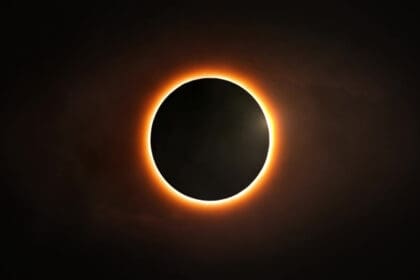 Llaman a evitar presencial el eclipse de manera directa