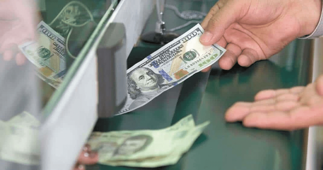 Superpeso cierra fuerte la semana en 16.48