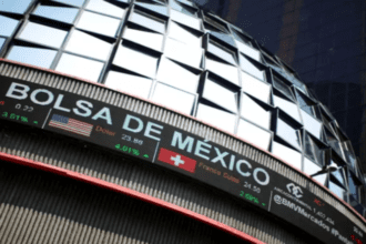 La Bolsa mexicana avanza un 0,5 % para ubicarse en 57.653,23 unidades