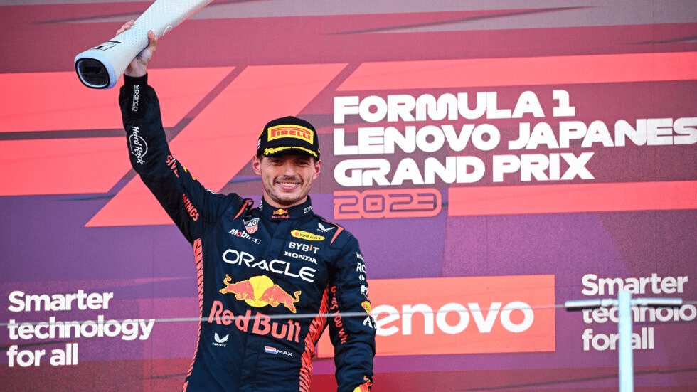 Verstappen gana el Gran Premio de Japón