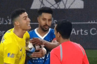 Cristiano Ronaldo amenaza con golpear al árbitro tras ser expulsado