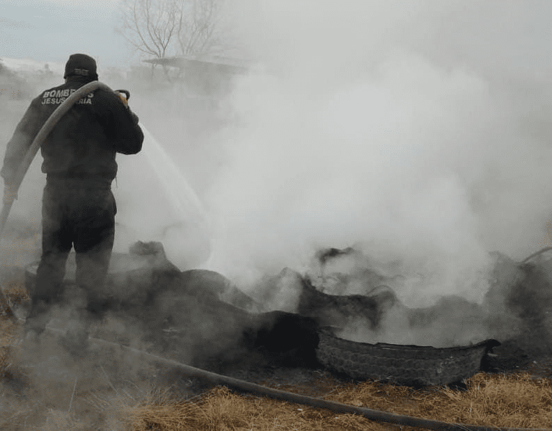 Bomberos sofocan incendio en Villas de Gernika