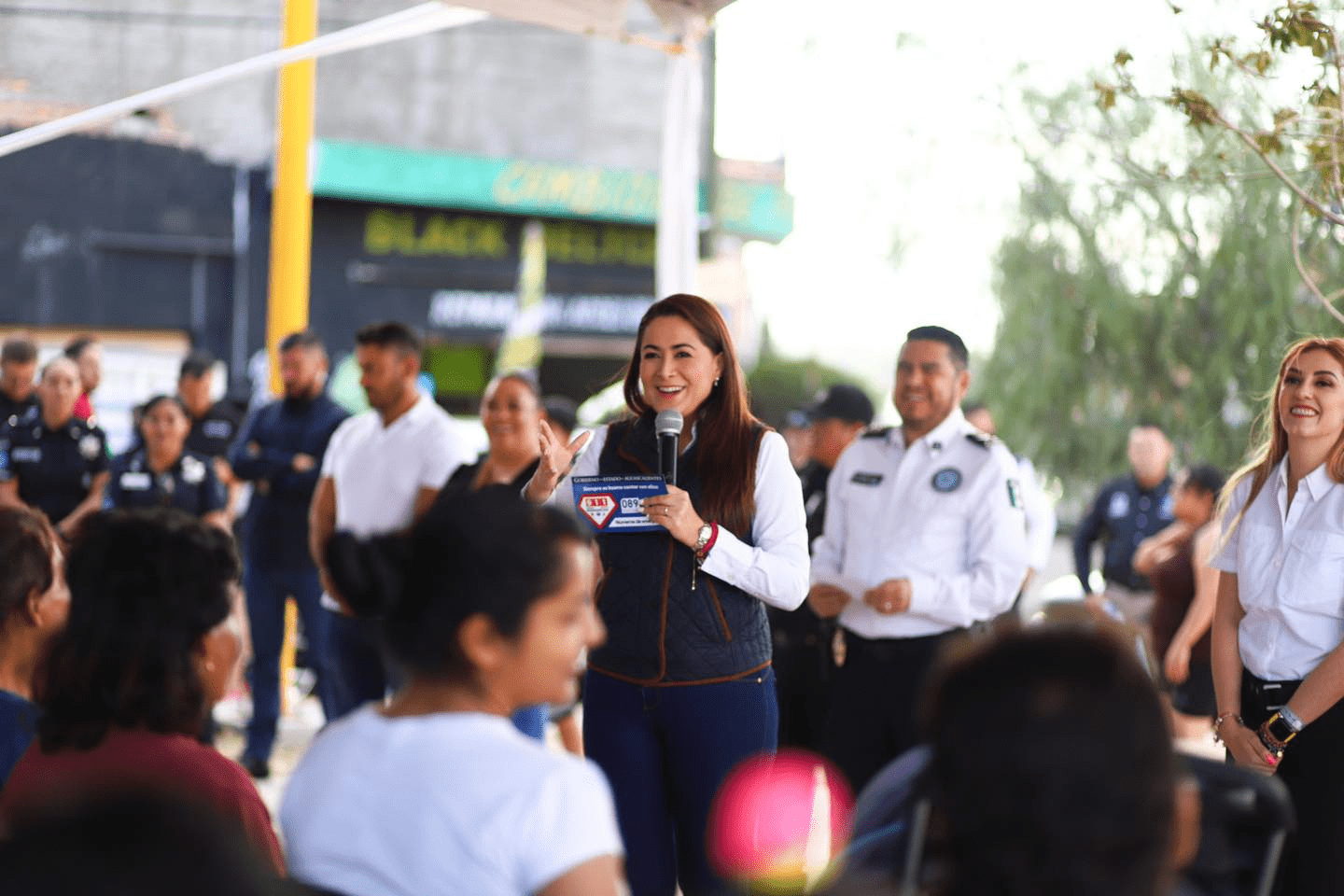 Exhorta gobernadora a estar unidos