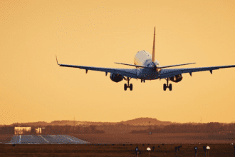 Activan en Paraguay alerta por amenaza de bomba en vuelo hacia Argentina