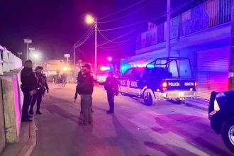 Detuvieron a tres presuntos delincuentes y les aseguraron un vehículo así como armas de fuego